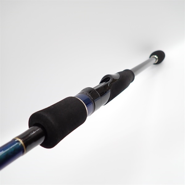 ヌーボカラマレッティクアトロＧＯＮＣＱＳー８６２ＭーＴ